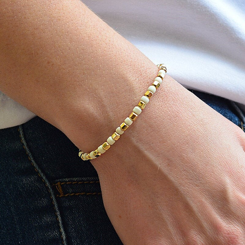 14kt Gold Filled Stacking Bracelet with Faceted and Colorful Beads - Stretch Layering Bracelet