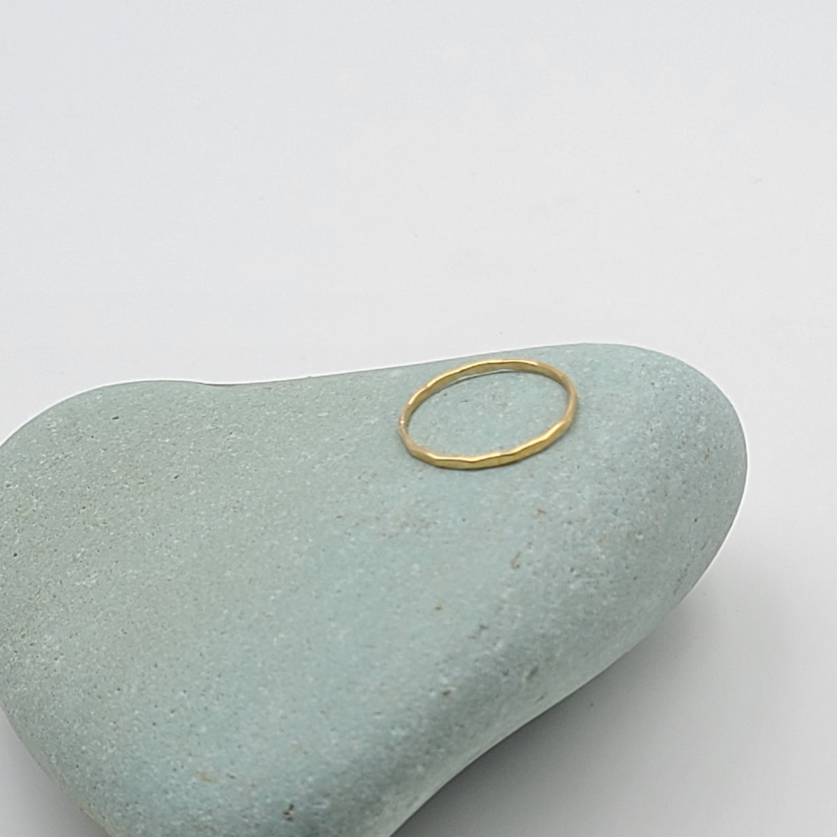 14k Gold Filled DAINTY HAMMERED RING, Delicate Thin Band Stackable Stylish Ring for Ladies