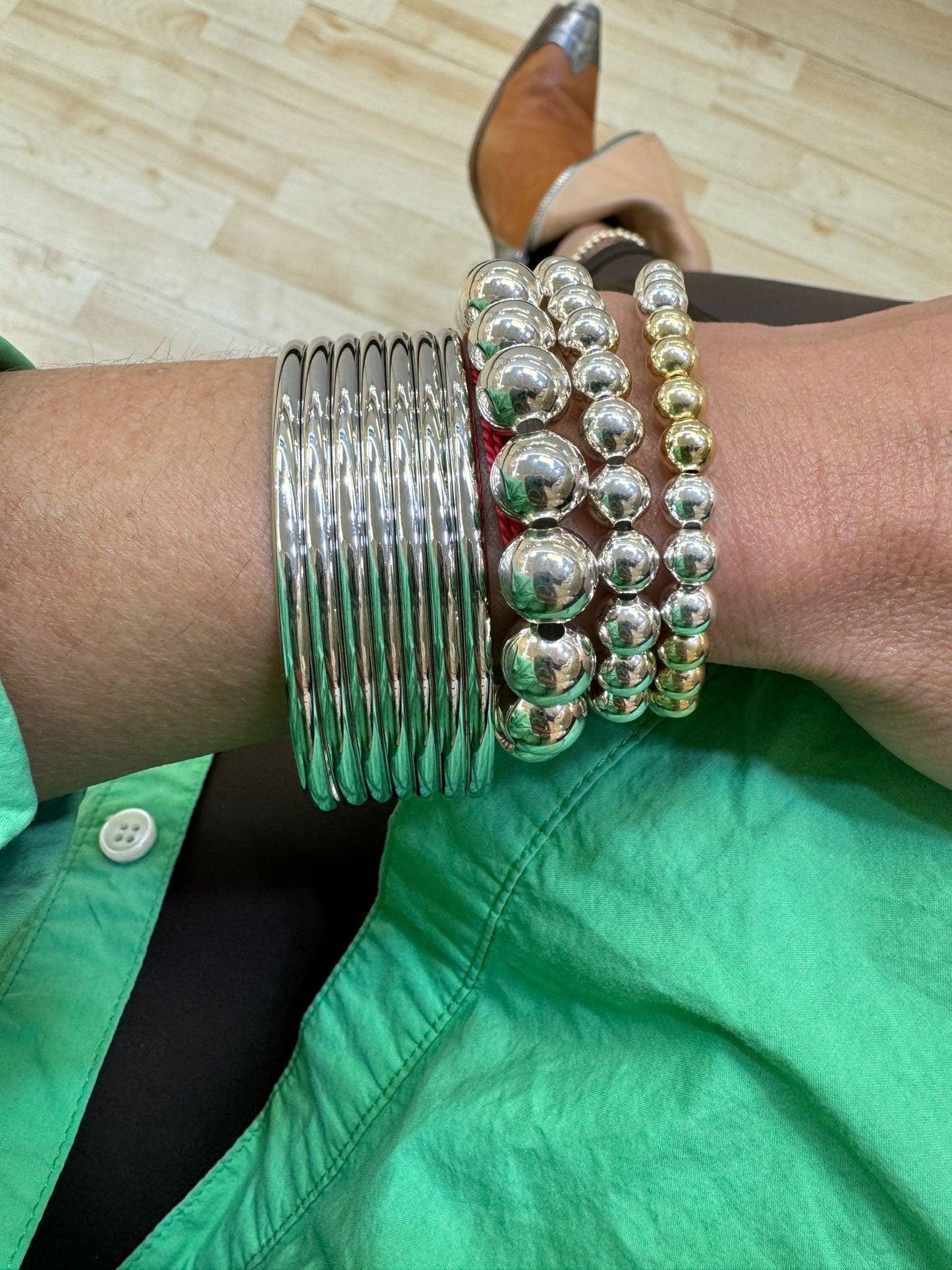 Set Of 7  Bangles- Durable Gold Plated Stackable Bangle Bracelets Perfect For Women And Bridesmaid Gift