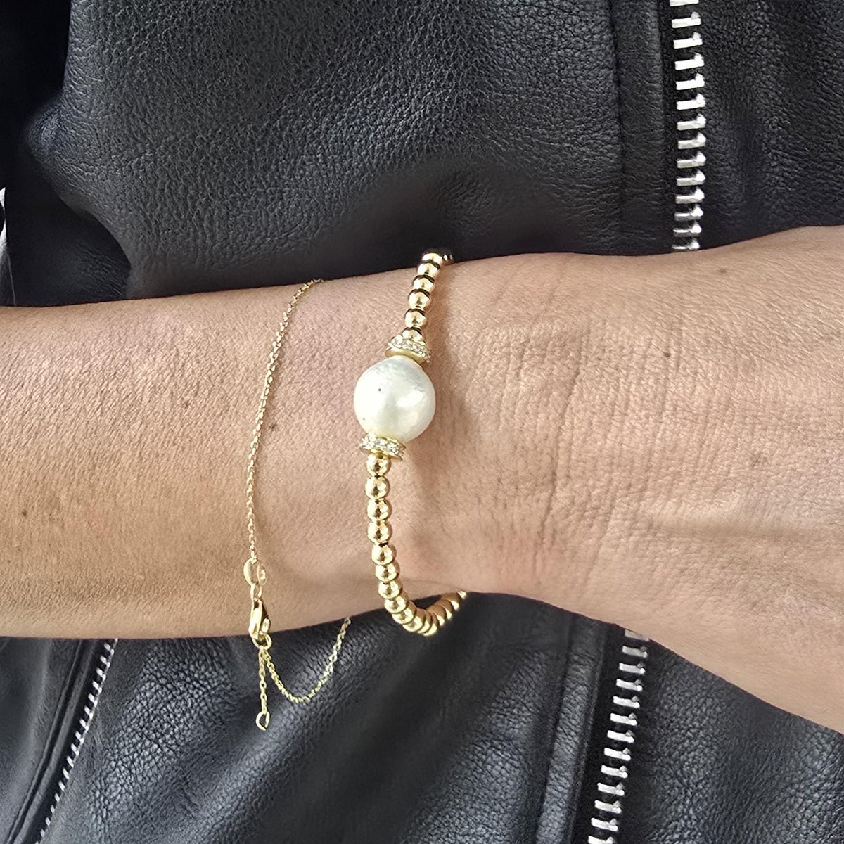 Pearl and Gold Filled Bracelet: Stretch Beaded Jewelry (Waterproof)