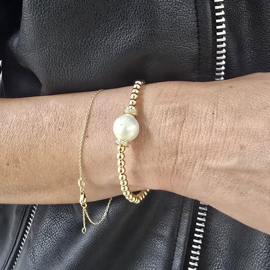 Pearl and Gold Filled Bracelet: Stretch Beaded Jewelry (Waterproof)